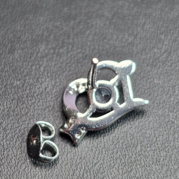 Sterling Silver Heart & Arrow Stud Earrings With Sparkling CZ Stone (NWOT) - Picture 5 of 7